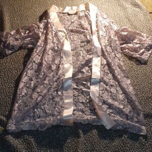 Vintage Victoria's Secret Pink Floral Lace Kimono Size OS Sheer Cover Up